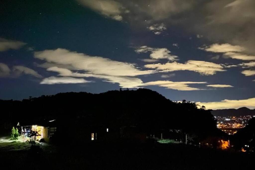 Вілла Un Refugio En Las Montanas De Табіо Екстер'єр фото